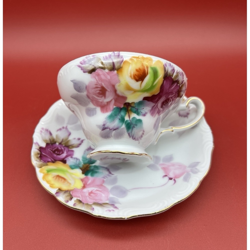 Antique Cabbage Roses Saji Fine China JAPAN Vintage Tea Cup and Saucer